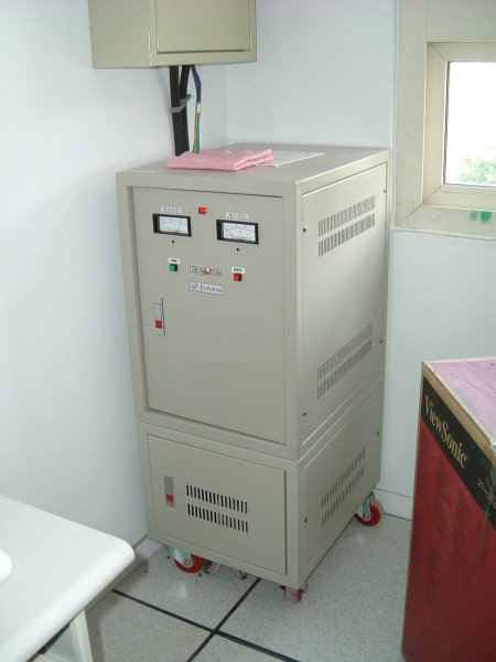 穩壓器